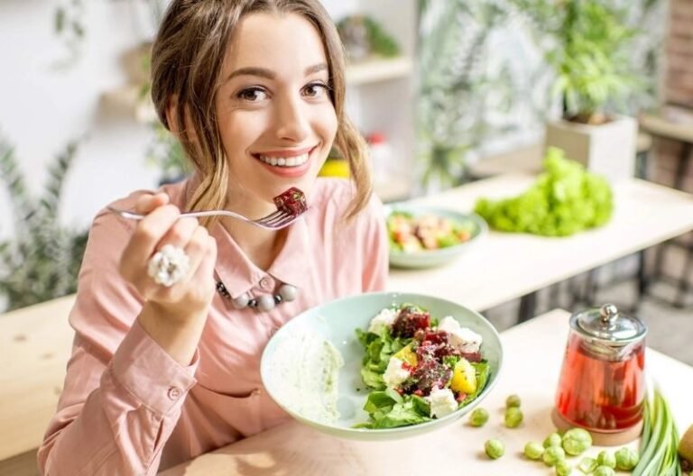 10 alimentos que ajudam a ter uma pele saudável em casa