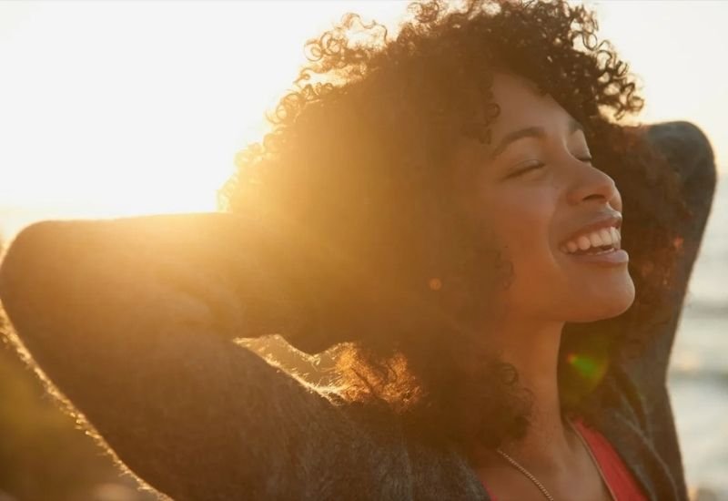 15-formas-simples-para-melhorar-seu-humor-em-casa