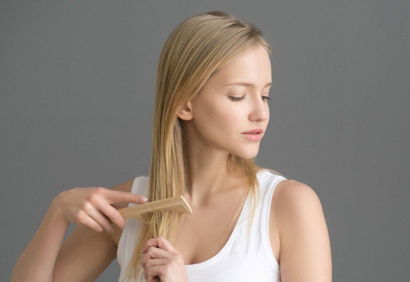Prevenindo-o-cabelo-do-cloro
