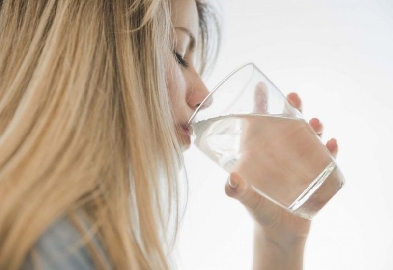 Refrigerantes-demais-e-agua-de-menos