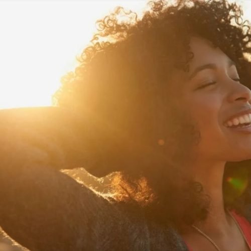 15 formas simples para melhorar seu humor em casa
